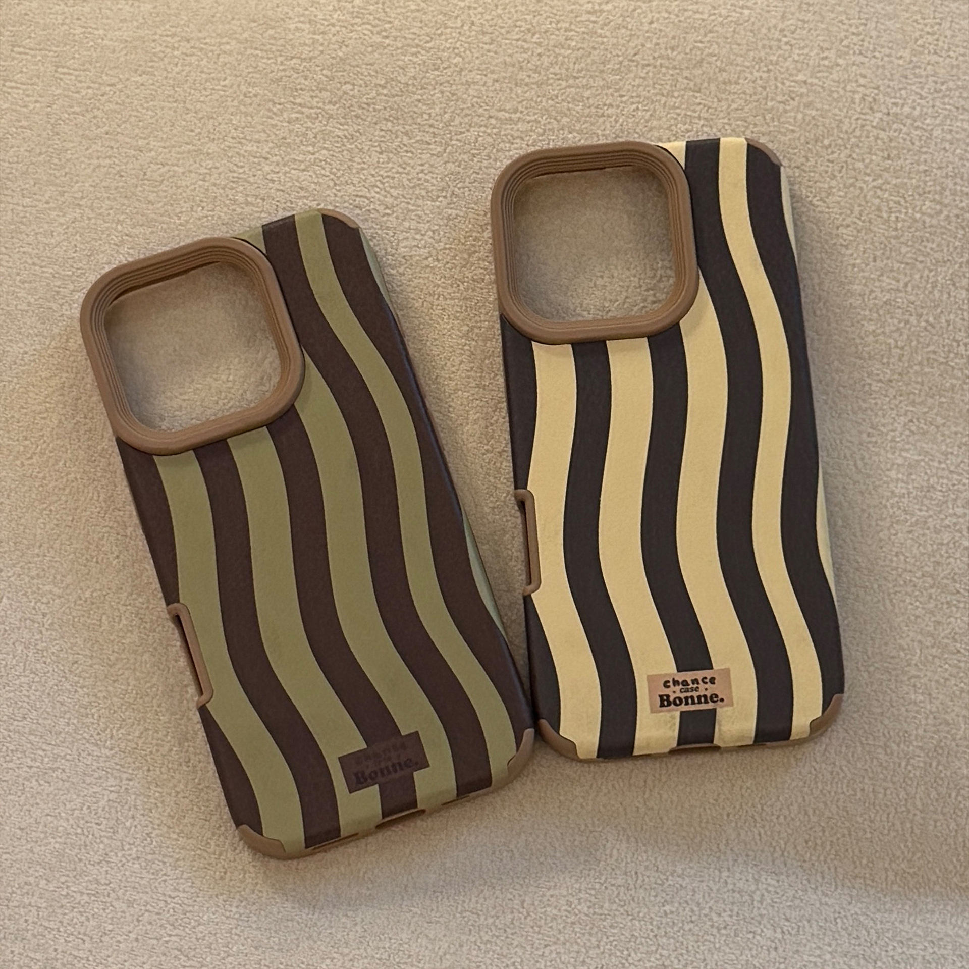 Vintage Wavy Striped Leather T - Phone Cases Leather recensione e prezzo