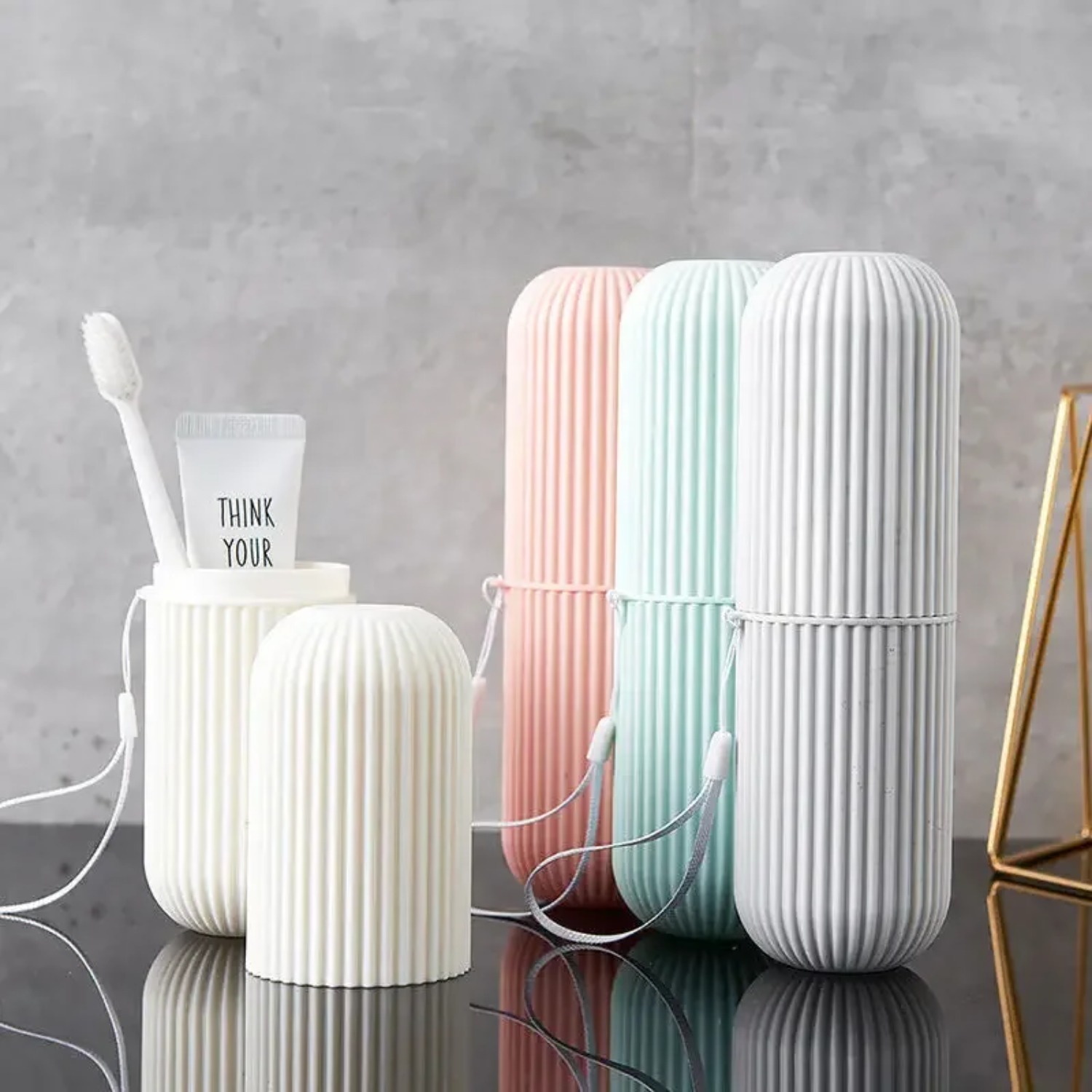 Portable Toothpaste Toothbrush - Phone Cases The Dairy recensione e prezzo