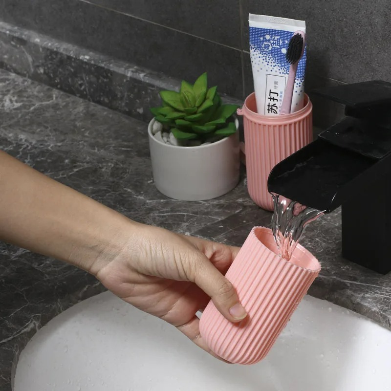 Portable Toothbrush Toothpaste - Phone Cases The Dairy recensione e prezzo