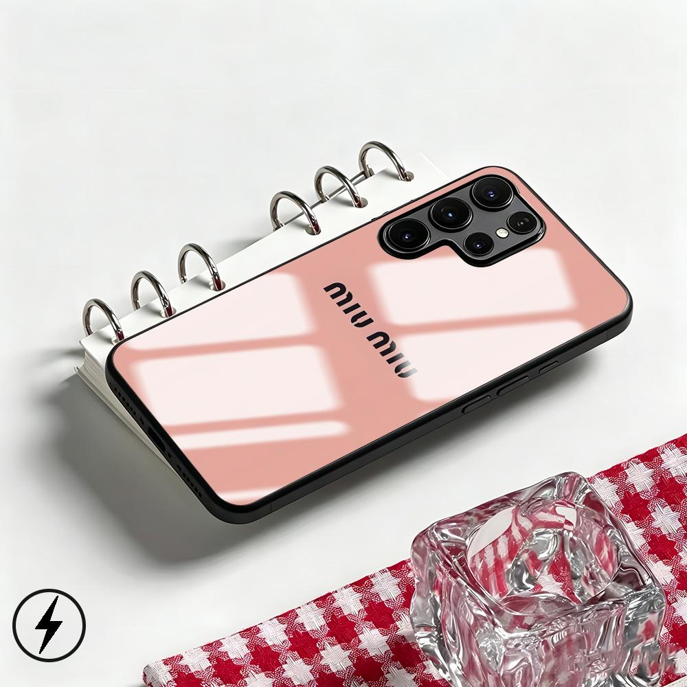 Luxury brands M-miu M-miu desi - Phone Cases Brands recensione e prezzo